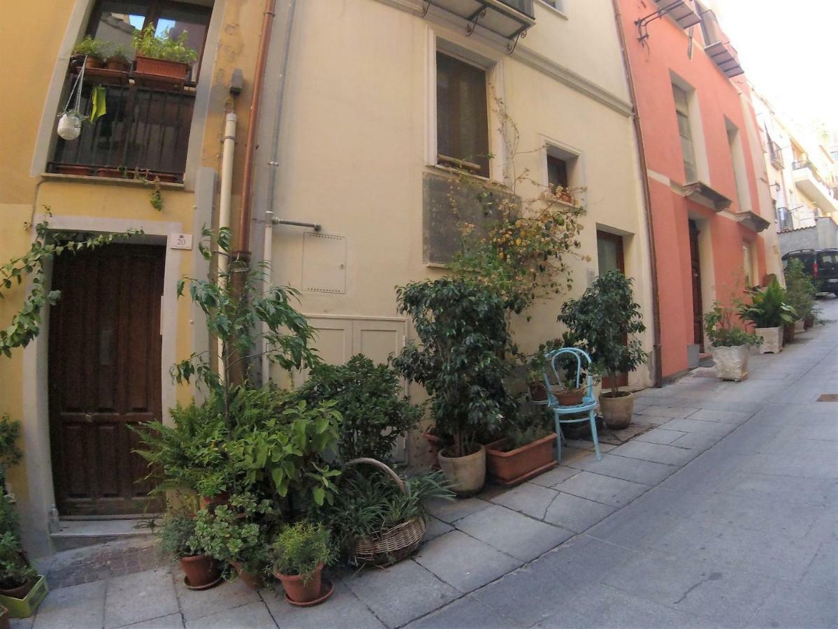 Lanterna Bianca Villa Cagliari Eksteriør billede