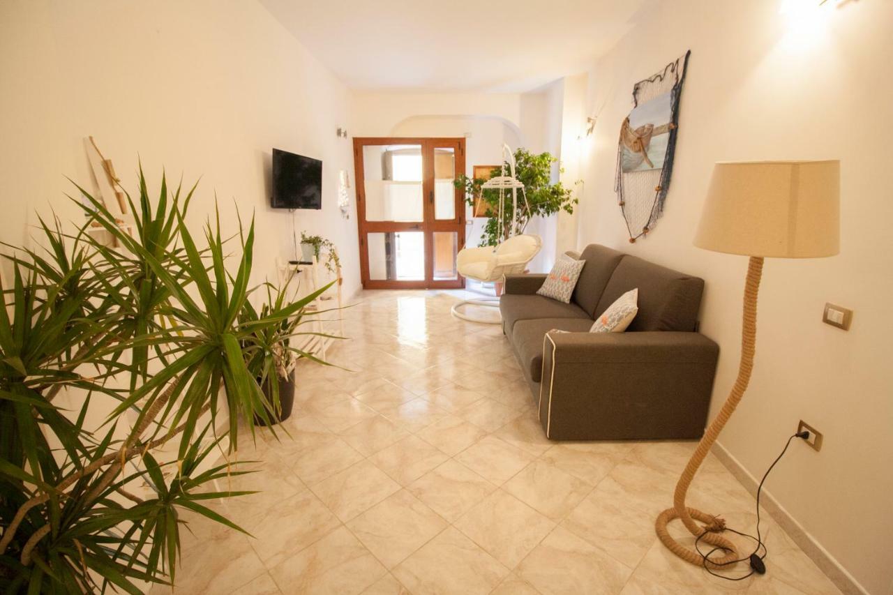 Lanterna Bianca Villa Cagliari Eksteriør billede