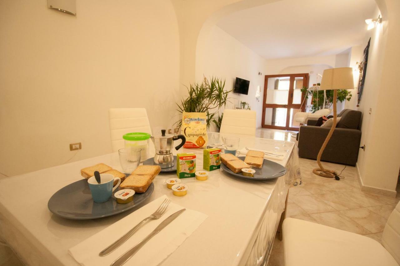 Lanterna Bianca Villa Cagliari Eksteriør billede